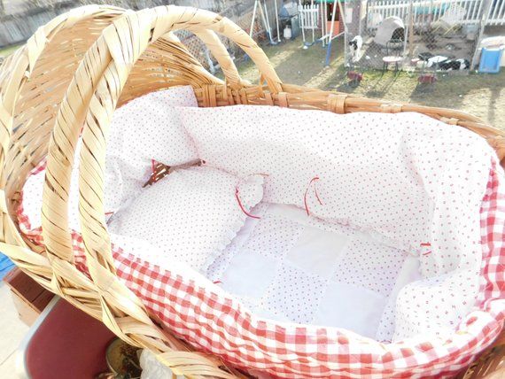 Dog Moses basket